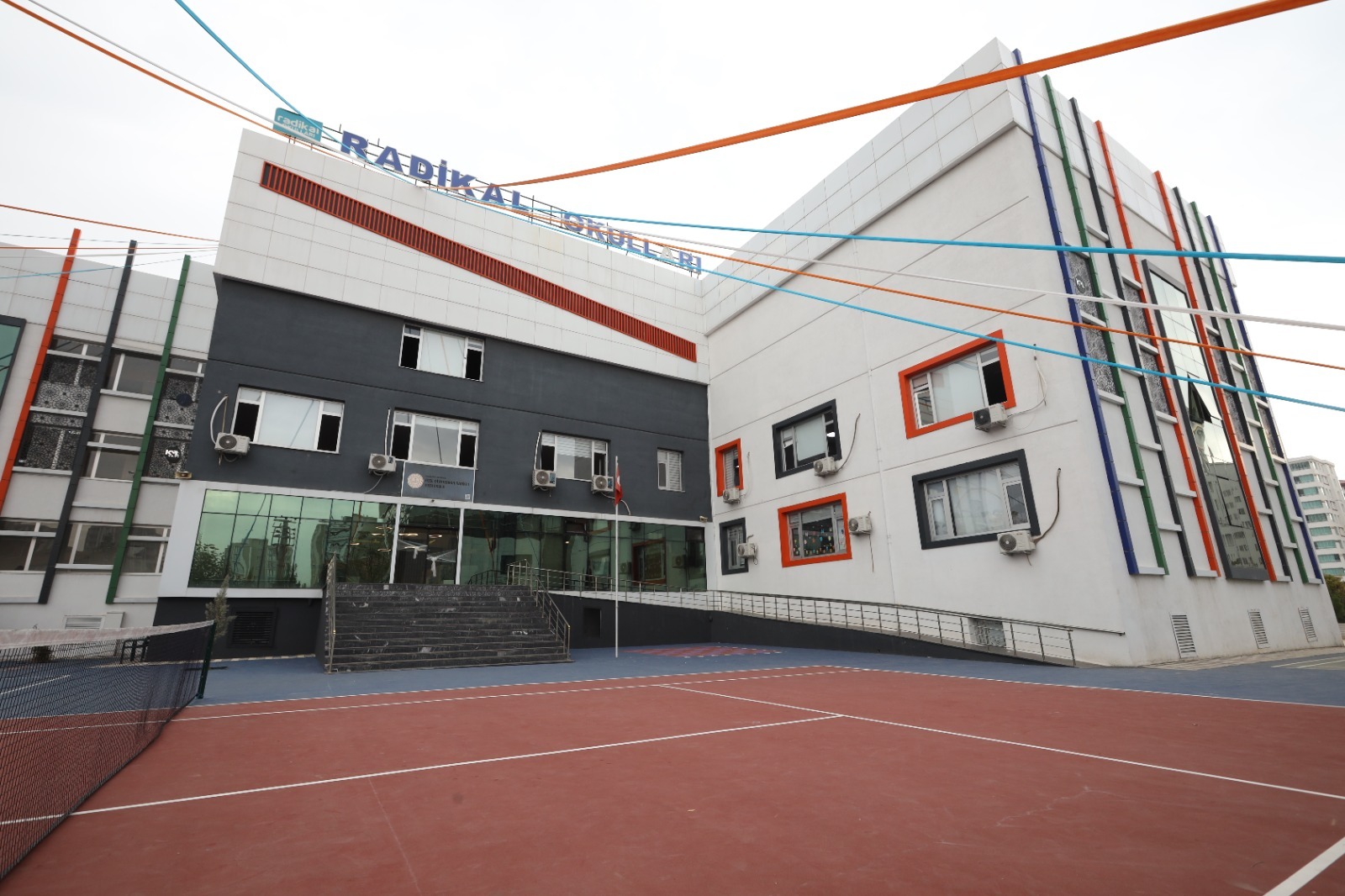 Diyarbakır Kayapınar Radikal Kampüs Galerisi